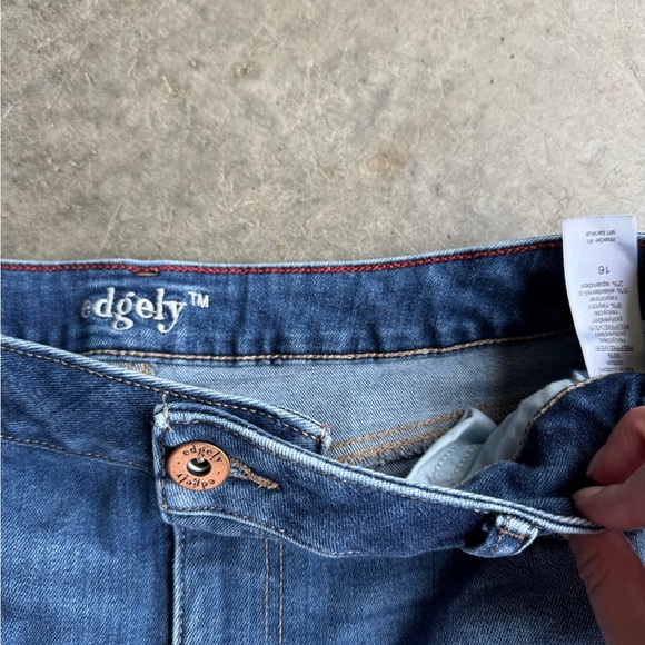 Maurices Edgely Blue Jean Shorts with Frayed Hem - Picture 3 of 3